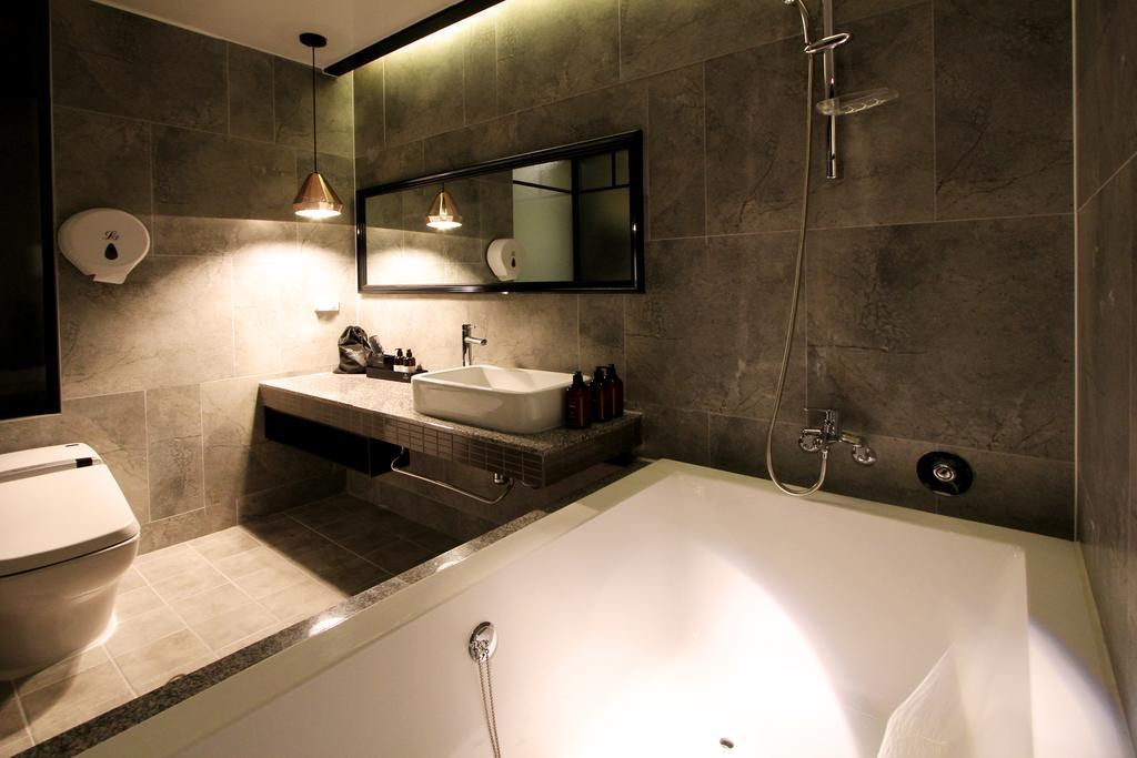 Hotel Londoner Gimhae Esterno foto