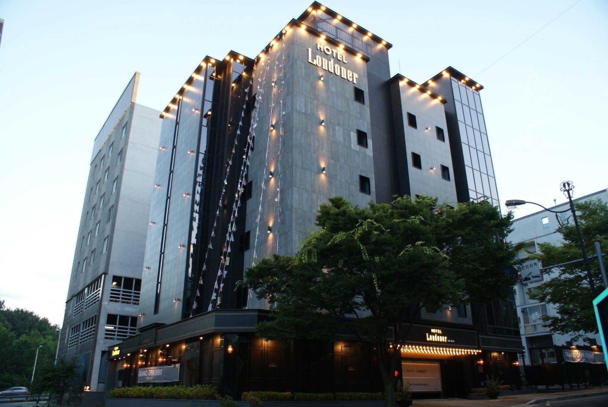 Hotel Londoner Gimhae Esterno foto